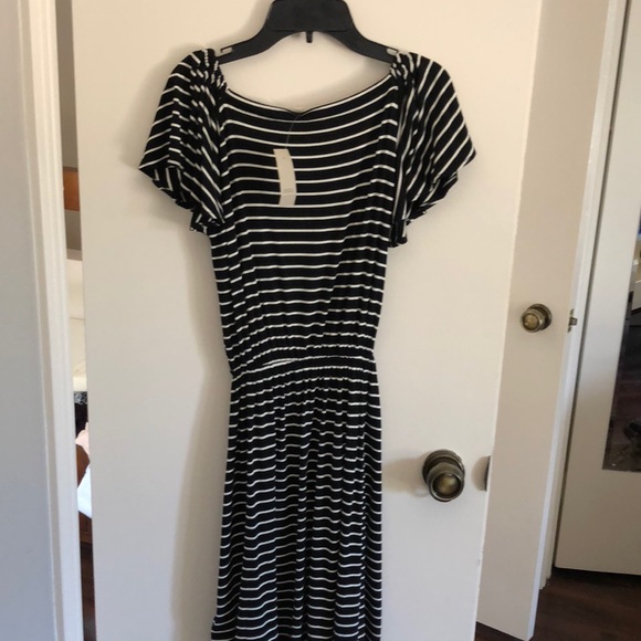Off The shoulder dress from loft - Picture 2 of 3